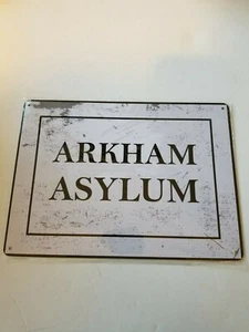 WORLD'S FINEST DC ARKHAM ASYLUM TIN SIGN NIP - Picture 1 of 3