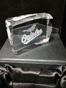 Orioles Pájaro Logo Mascota MVP Cristal Peso Cristales Producto Oficial MLB C4-13 - Imagen 1 de 9