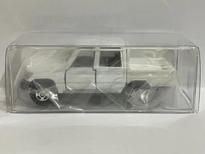 Takara Tomy Tomica Toyota Land Cruiser (Boxset) - Picture 1 of 3