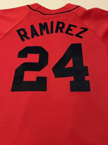 Boston Red Sox Jersey Manny Ramirez #24 Size XL Red Sewn Majestic Cover