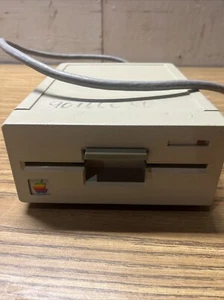 Apple Computers 5.25" Floppy Disk Drive A9M0107 - Picture 1 of 6