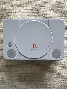 Paladone - Playstation 1 (PS1) Playing Cards With Collectible Tin (Sealed) - Picture 1 of 4