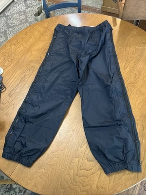 REI Goretex Rain Pants BLACK XS Zip Up Size Adjustable Waist Ankle Snaps - Image 1 of 4