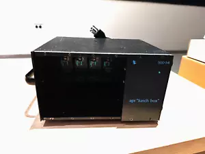 API 500-B4 4-slot Lunchbox - Picture 1 of 6