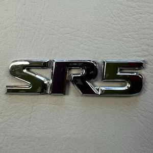 2000-2006 TOYOTA TUNDRA SR5 SIDE CHROME EMBLEM LOGO BADGE SIGN OEM - Picture 1 of 8