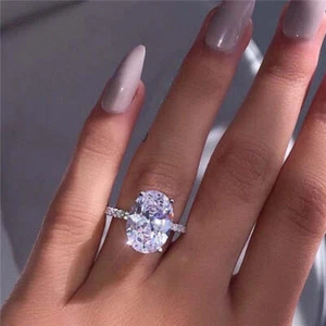 Classic Sterling Silver Oval High Carbon Diamond Ring - Foto 1 di 9