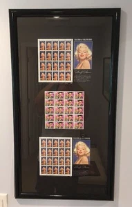 1995 Marilyn Monroe 32c & 1993 Elvis 29c Stamps TTL Qty 60 Framed 16-1/2" x 31" - Picture 1 of 12