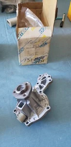 AUDI 4000 VOLKSWAGEN JETTA RABBIT PICKUP QUANTUM NEW LAMBDA WATER PUMP 131-1951 - Picture 1 of 2