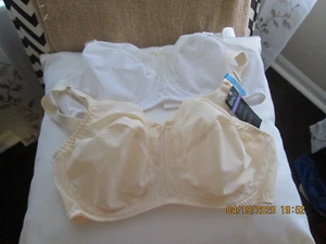 Lot of 2 New Bali Women's Flower Underwire Bra 36DDD DF0180 white beige Lingerie - Picture 1 of 10