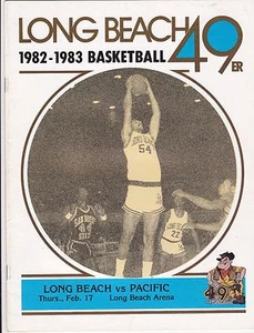 2-17-83 PROGRAMA DE BALONCESTO PACIFIC AT LONG BEACH STATE NCAA - Imagen 1 de 1