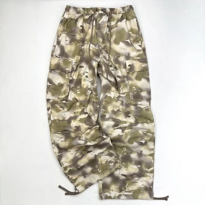 Pantalones cargo Nike para mujer talla L pierna ancha camuflados de gran tamaño con cordón Ripstop Foto 1 de 4