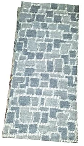 Polsterstoff Swatch. Mittlere Grautöne mit Ecru 18,25" x 4". #17 R - Bild 1 von 4