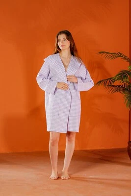 Bata a Cuadros Púrpura Claro - Albornoz Spa Textura Waffle con Capucha Foto 1 de 4