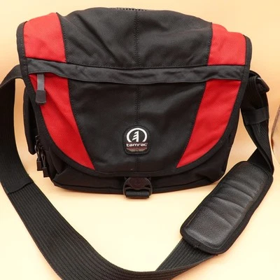 Tamrac Camera Bag Shoulder Padded Strap DSLR Lens Case Organizer Pocket - Image 1 of 4