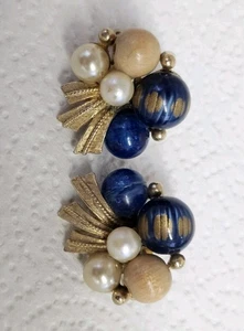 Arthur Pepper Art Ohrclips Gold Blau Glas Holz Perlen Retro Glam Verziert - Bild 1 von 11