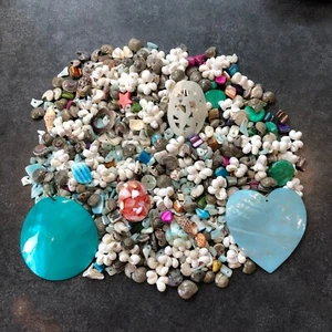 Bead Lot Loose Assorted Dyed Shell Multi Shapes Sizes 400+ Count for Crafting - Picture 1 of 10