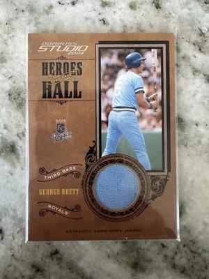 Camisetas George Brett 2004 Donruss Studio #HH-4 Heroes of the Hall/200 Royals Foto 1 de 2