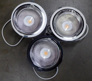 iGuzzini MC17 33W LED Fixed Beam Recessed Light 2 x White 1 x Black 226 x 103mm - Picture 1 of 9