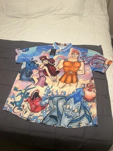 Disney Loungefly Camp Hemd Hercules Herren 2X NEU mit Etikett - Bild 1 von 7