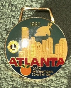1982 65TH LIONS INTERNATIONAL CONVENTION  ATLANTA  Badge Pin - Picture 1 of 4