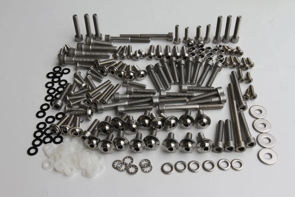 Juego de tornillos de acero inoxidable KTM 660 SMC revestimiento y tapa del motor - Imagen 1 de 1