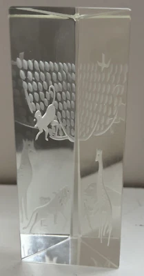 Kosta Boda Triangular Cristal Prisma Grabado Safari Vicke Lindstrand Leones Jirafa Foto 1 de 4