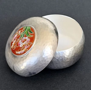 Vintage Corean 999 Sterling Silver & Cloisonne Enamel Pill Box - Picture 1 of 13