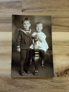 Antique 1900s Photo Of Cute Toddler Boys, Funny Haircut, Adorable! Timeless - Picture 1 of 4