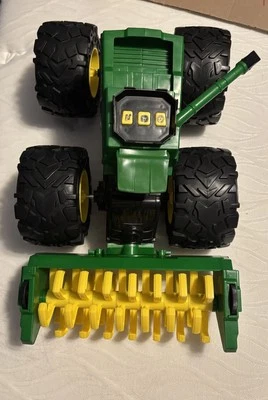 John Deere KIDS Monster Treads Green/Yellow SUPER SCALE Farm Combine LP77355 - Image 1 of 3