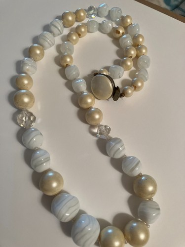 OFF WHITE vintage estate white off white and clear bead choker necklace