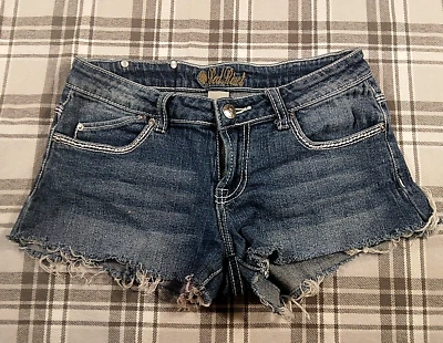 Pantalones Cortos Red Remache Mujer Azul Denim Corte 5 Bolsillos Brillo Espalda Desteñido Talla 3 Foto 1 de 4