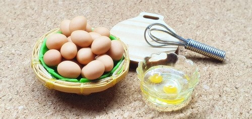 Miniatures Dollhouse Ooak Egg Kitchen Equipment Cooking Set Basket Decoration