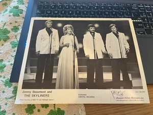Jimmy Beaumont and The Skyliners 8x10 Publicity Photo - Picture 1 of 1