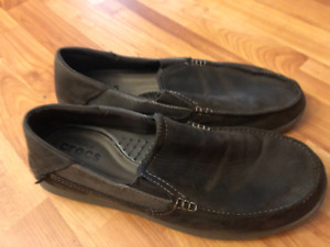 CROCS Santa Cruz 2 Luxe Men 202221 Dark Leather Slip on Loafer Shoes Size 11