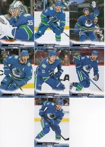 22-23 2022-23 Mazo Superior 1 Juego de Equipo Vancouver Canucks - 7 cartas - Hughes-Higlander - Imagen 1 de 1