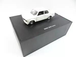 1:43 Solido BMW 2002 turbo bianco #A3009 - Foto 1 di 8