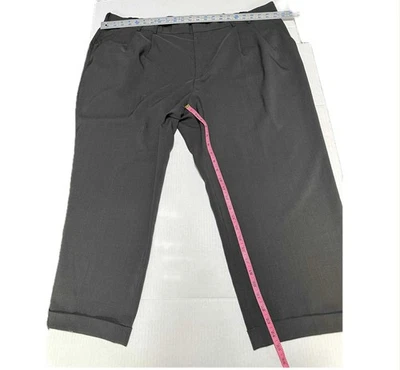 Pantalones de vestir Van Heusen Traveler para hombre 46” X 29” plisados con puños dobladillo a 25” Foto 1 de 4