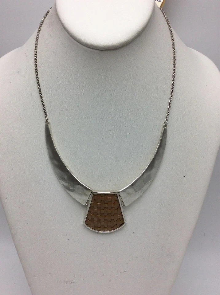 Новый с Ярлыками Lucky Brand серебристого тона кожи надежном ожерелье C4 - Изображение 1 из 1