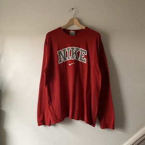 nike red clothes