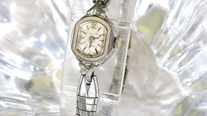Vintage Belair 17 Jewels Silver Tone with White Dial Woman's Watch (23) - Picture 1 of 10