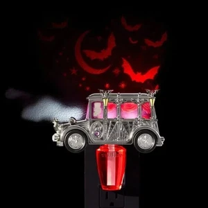 NEU Bath & Body Works Spooky Hearse Projektor Licht Halloween Wandblume Plug-in - Bild 1 von 6