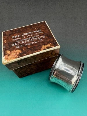 Anillo Servilletero Plata Cuentas 800 Plata Fina 80% Fabricante Alemán 11 gramos 1.75" Foto 1 de 4