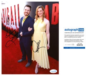* CHELSEA REBECCA & JAMES A. JANISSE * signed 8x10 Photo DEAD MEAT PODCAST ACOA - Bild 1 von 2