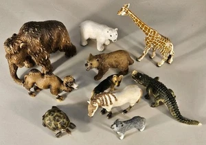Lote de 10 figuras de resina de animales de juguete Schleich oso mamut tortuga caballo lobo camello - Imagen 1 de 21