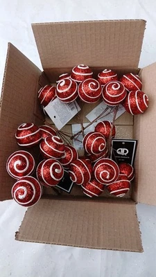 Red White Stripe Candy Ball Picks 3cm Christmas Tree Decorations on Wire x 30 - Image 1 of 3