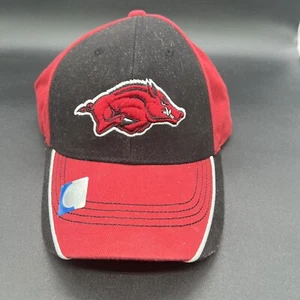 Arkansas Razorbacks Embroidered Baseball Cap Maroon/Black Pre Owned Licensed - Picture 1 of 7
