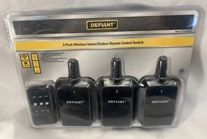 Defiant 3er Pack Funk Innen/Außen Fernbedienung Schalter mit 3 Empfängern - Bild 1 von 2