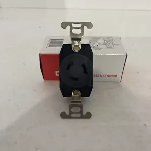 4560 NEMA L6-15R Ricevitore di bloccaggio 15 amp 250 volt, nuovo in scatola!! - Foto 1 di 8