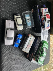 Lotto 7 modelli, modellini, auto, auto, lotti - NASCAR, Welly, Pontiac, Datsun - Foto 1 di 14