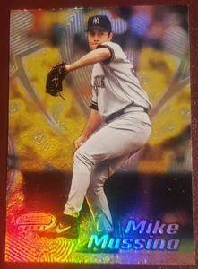 2002 Bowman's Best #35 Mike Mussina New York Yankees - Picture 1 of 2